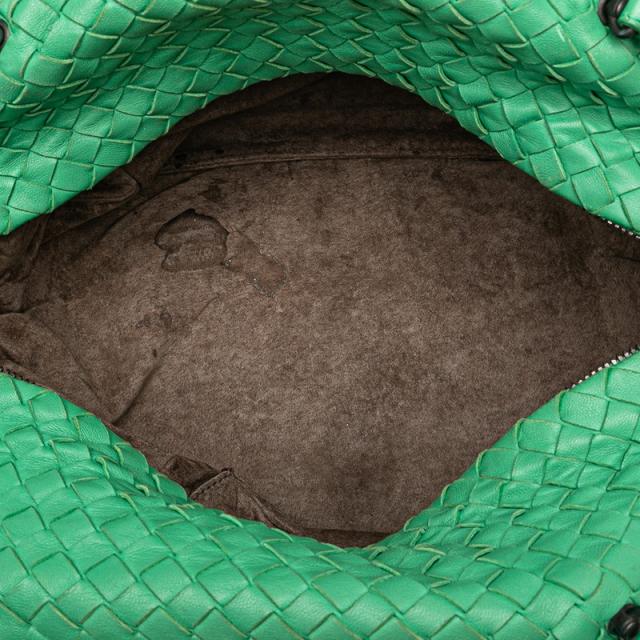 ボッテガヴェネタ イントレチャート 斜め掛け ショルダーバッグ