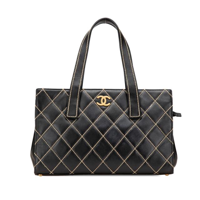 シャネル ココマーク ワイルドステッチ トートバッグ ブラック ラムスキン レディース CHANEL 【中古】