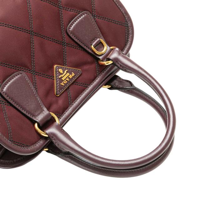 プラダ　ハンドバッグ 肩掛け キルティング 三角ロゴ レザー ナイロン Y2K プラダ ハンドバッグ 肩掛け キルティング 三角ロゴ レザー ナイロン