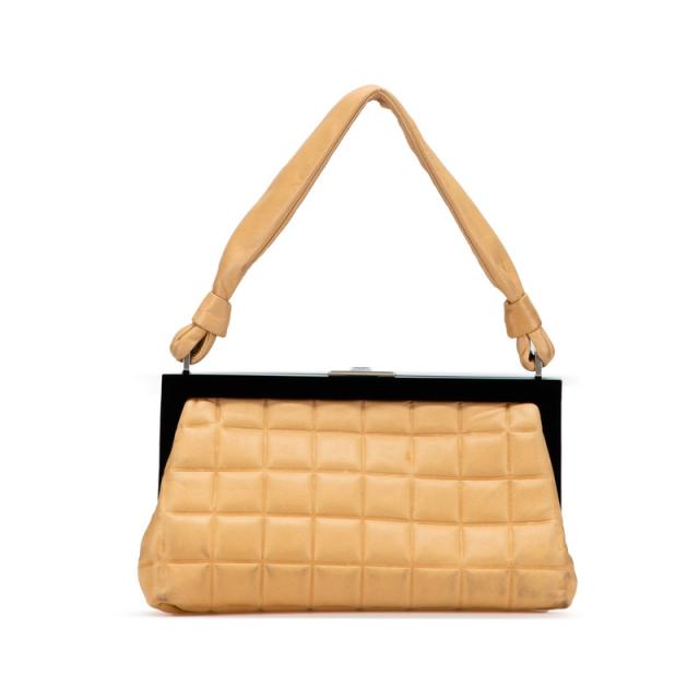 シャネル チョコバー ココマーク がま口 ハンドバッグ ベージュ ブラック ラムスキン レディース CHANEL 【中古】