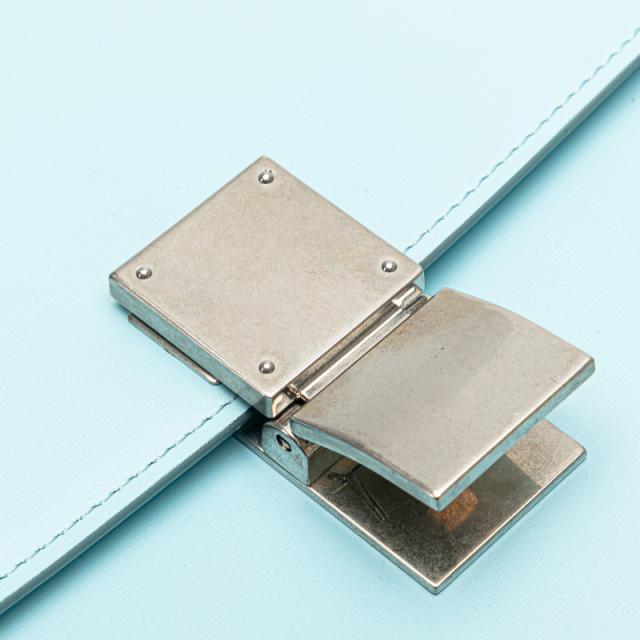 セリーヌ クラシックボックス ミディアム 斜め掛け ショルダーバッグ