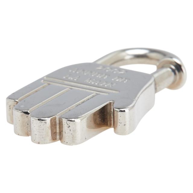 エルメス ANNEE DE LA MAIN 2002 ハンド モチーフ カデナ チャーム