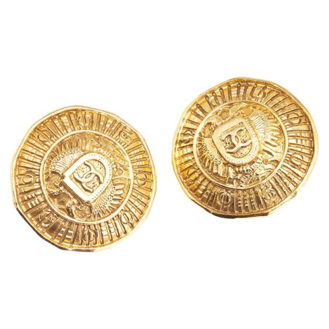 シャネル ヴィンテージ ココマーク カンボン 盾 モチーフ イヤリング ゴールド メッキ レディース CHANEL 【中古】
