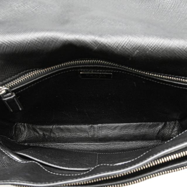 プラダ 三角ロゴプレート 斜め掛け ショルダーバッグ ブラック