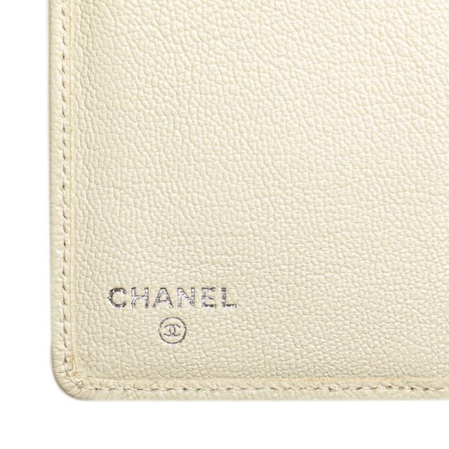 シャネル ココマーク 長財布 ホワイト レザー レディース CHANEL 【中古】 