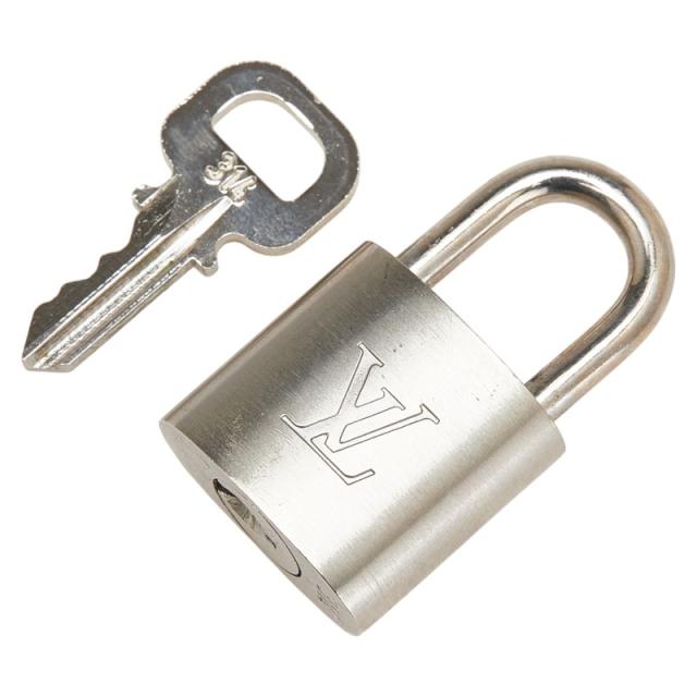 ルイヴィトン　鍵カデナ　50個セット　キーロック LOUIS VUITTON ルイヴィトン パドロック キー付き 南京錠 カギ