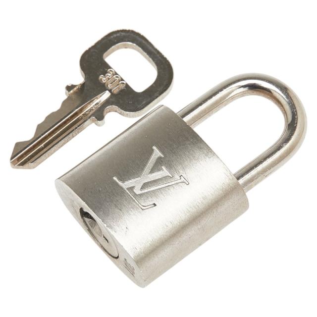ルイ ヴィトン カデナ 南京錠 キー セット シルバー メタル