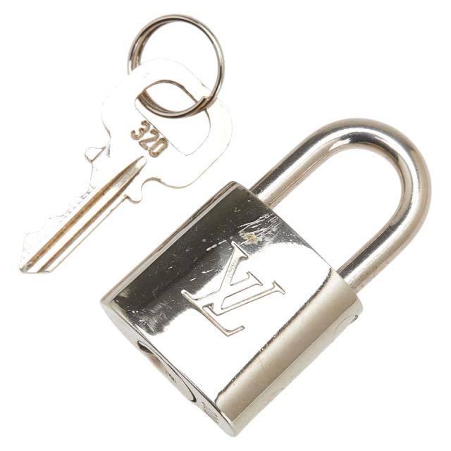 未使用品 ルイヴィトン LV シルバー カデナ パドロック 南京錠 450番 楽天市場】LOUIS VUITTON ルイ ヴィトン パドロック R10007-2