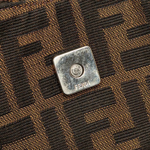 フェンディ ズッカ ミニ クロワッサン ハンドバッグ ポーチ 25673