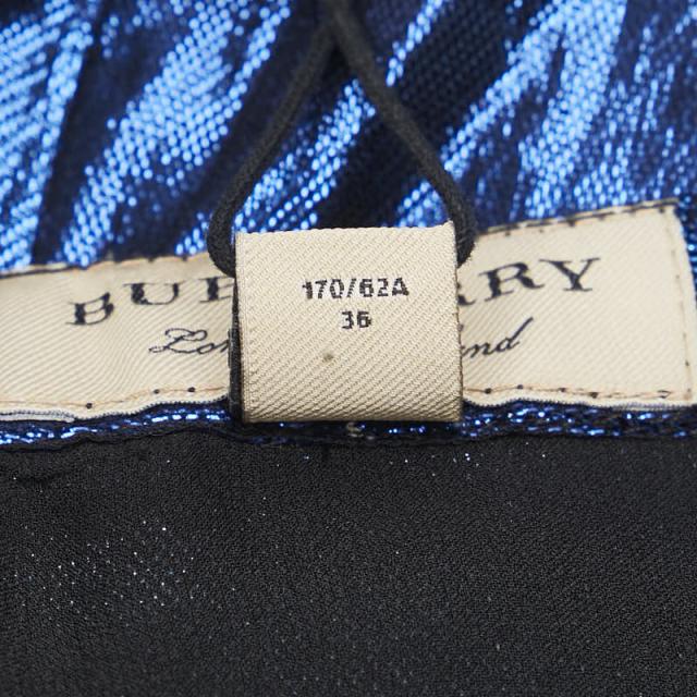 バーバリー スカート フレアスカート サイズ：38 メタリックブルー  