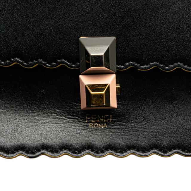 フェンディ キャナイ スモール チェーン ショルダーバッグ 8M0381