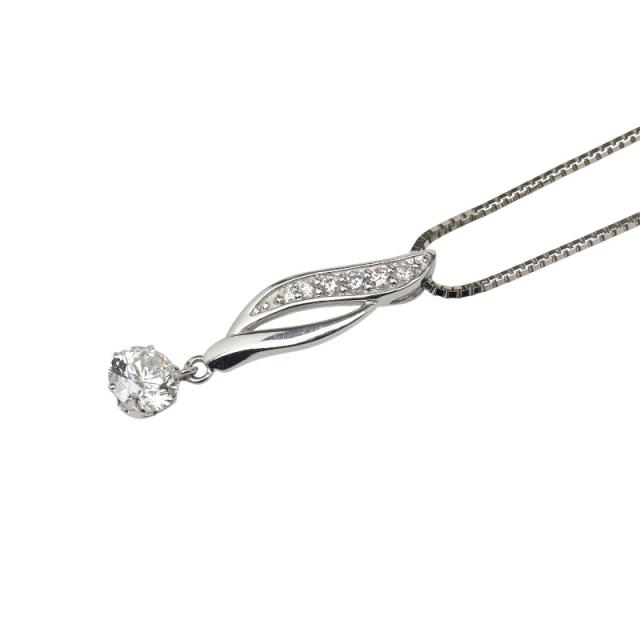 Pt900 プラチナ Pt850 プラチナ ダイヤ0.535ct ダイヤ0.10ct ペンダントネックレス レディース 中古