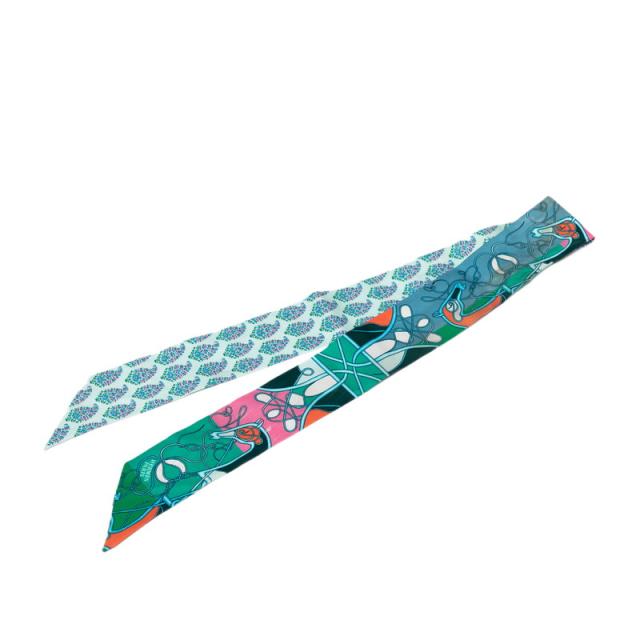 エルメス ツイリー COUP DE FOUET AU BLOC 鞭 スカーフ グリーン ブルー マルチカラー シルク レディース HERMES 【中古】