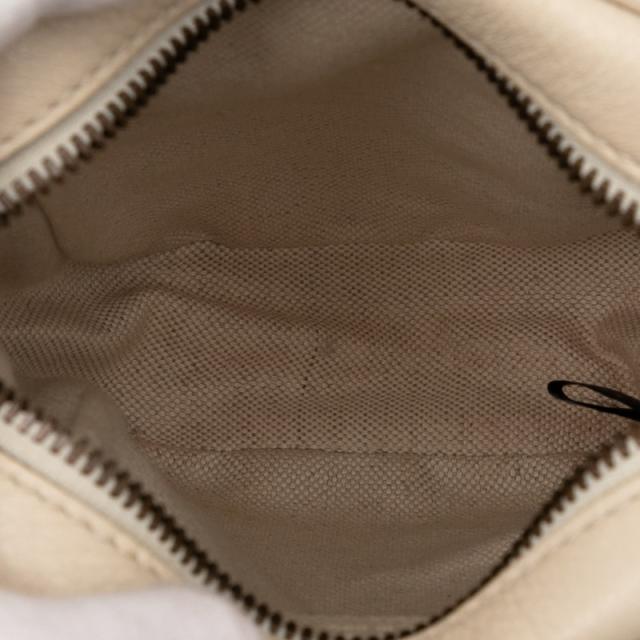 グッチ ロゴプリント ショルダーバッグ 574803 アイボリー レザー