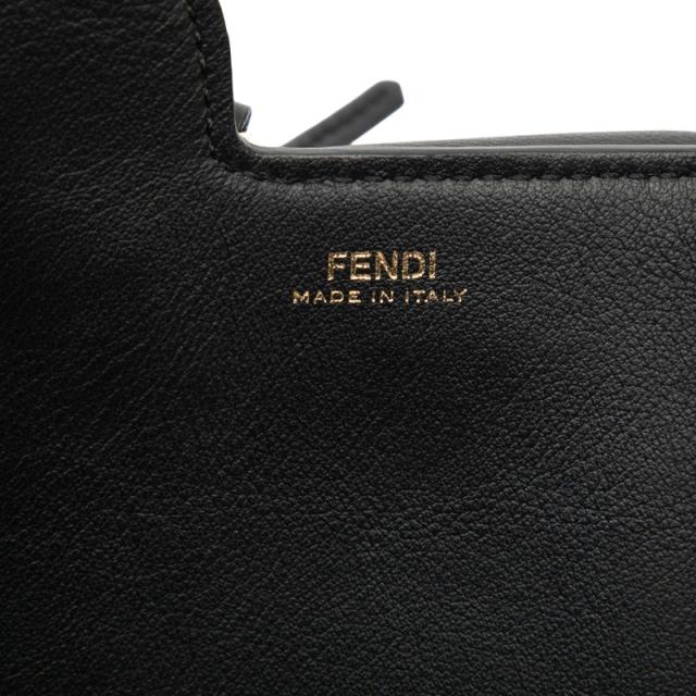 フェンディ ミニバッグ 3ポケット ショルダーバッグ 8BS025