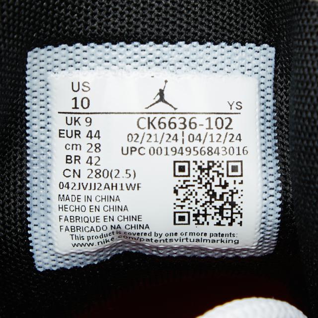 ナイキ NIKE AIR JORDAN MAX AURA 2 マックス オーラ 2 スニーカー サイズ：10 CK6636-102 ホワイト ブラック レッド NIKE 【中古】_6