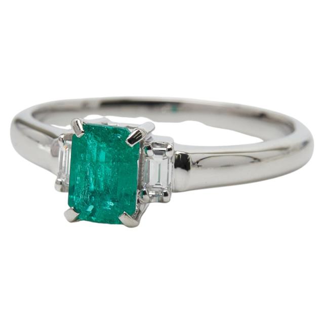 Pt850 プラチナ エメラルド0.60ct ダイヤ0.14ct リング 指輪 レディース 12号 中古