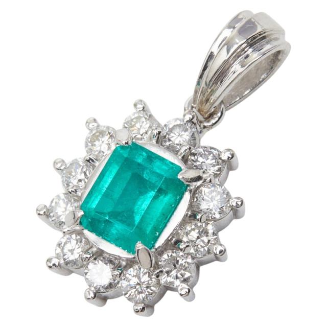 Pt900 プラチナ エメラルド0.91ct ダイヤ0.60ct フラワーモチーフ ペンダントトップ ネックレス レディース 中古