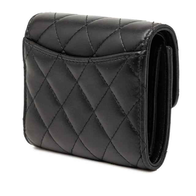 CHANEL シャネル 箱付き マトラッセ 三つ折り財布ブラック ラムスキン