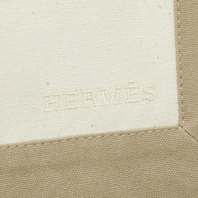エルメス タピドセル クラッチペダル御徒面子 象牙色 ベージュ系 帆布 レディース HERMES 【中古】