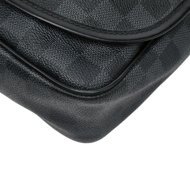 ルイ ヴィトン ダミエグラフィット ダニエルMM 斜め掛け ショルダーバッグ N58029 ブラック PVC レザー LOUIS VUITTON 【中古】_3