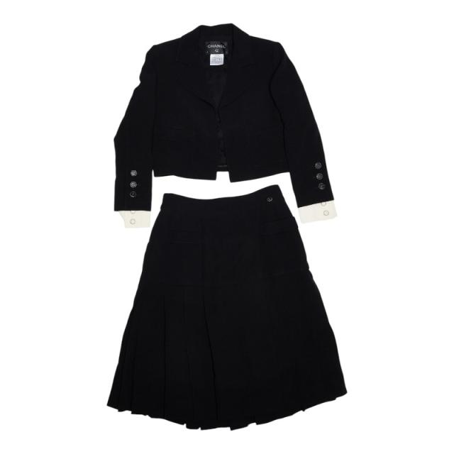 シャネル ココボタン セットアップ スーツ ジャケット スカート ブラック シルク レディース CHANEL 【中古】