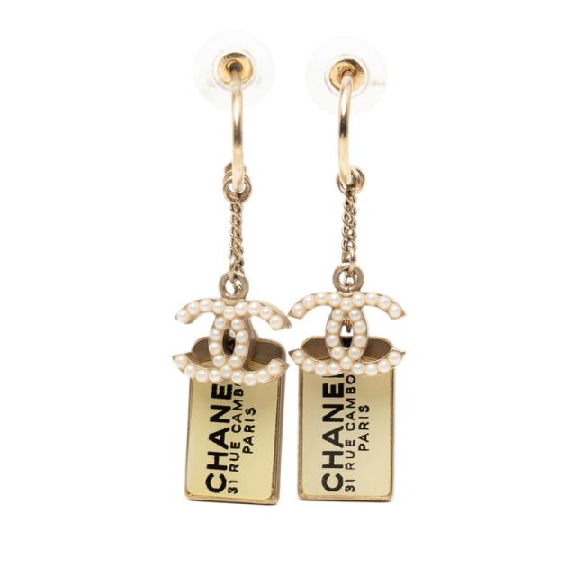 シャネル ココマーク 31 RUE CAMBON ル カンボン プレート スイング ピアス ゴールド メタル フェイクパール レディース CHANEL 【中古】