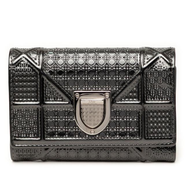 ディオール ディオラマ 三つ折り財布 ブラック パテントレザー レディース Dior 【中古】