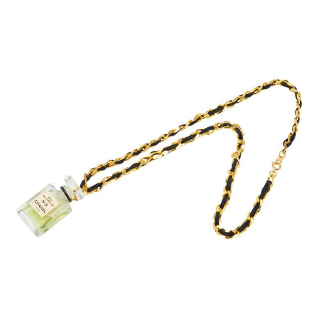 シャネル No.19 パフュームボトル チェーン ペンダント ネックレス ゴールド メッキ プラスチック レディース CHANEL 【中古】_1
