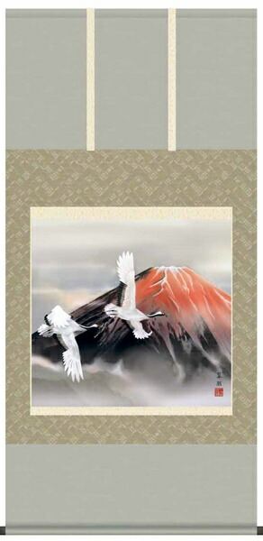 【お得クーポン配布中】 掛軸/慶祝・縁起画/鶴亀/赤富士飛翔/鈴木翠朋/白翠会/正絹二丁本表装/尺八サイズ幅６５×高さ１４５cm/桐箱畳紙収納/表装品質十年保証