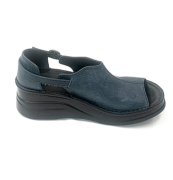 日本製　本革　サンダル　幅広設計　3e相当　オープントゥ　サイドベルトサンダル　軽量　軽い　カラフル　歩きやすい　履きやすい　脱ぎやすい　上品　通勤　旅行 日本製 本革 サンダル 幅広設計 3e相当 オープントゥ サイドベルト