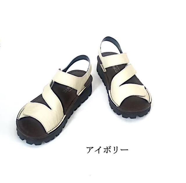 日本製　本革　トリプルベルトタンクソールサンダル　ゴツゴツ靴底　防滑性　グリップ力　美脚カジュアルサンダル　履きやすい　歩きやすい　疲れにくい　柔らかい 日本製 本革 トリプルベルトタンクソールサンダル ゴツゴツ靴底 防滑性