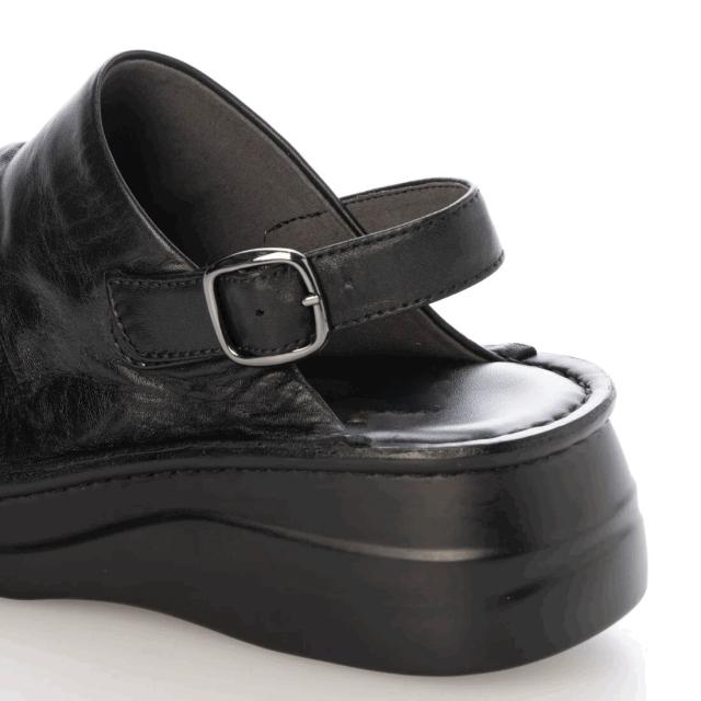 本革　牛革　レザーサンダル　コンフォートサンダル　柔らかい　厚底　ふかふか　カジュアルサンダル　バックバンド　安定感　履きやすい　歩きやすい　疲れにくい　幅広　外反母趾 本革 牛革 レザーサンダル コンフォートサンダル 柔らかい 厚底