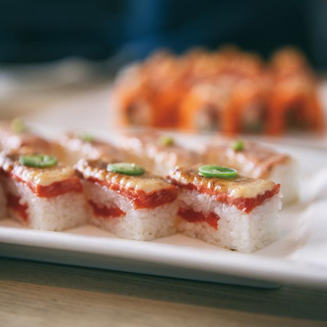 日本製　ひのき　ひのき押寿司器　木製　きれい　簡単　パーティー　ホームパーティー　ひな祭り　祝い事　郷土料理　10切