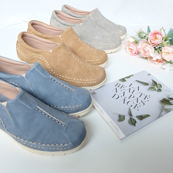 スリッポン　春色　幅広　3e  外反母趾　　レディース 　ステッチ　 サイドゴア 　軽量　 紐なし　 コンフォート カジュアル　レデイーズシューズ　おしゃれ スリッポン 春色 幅広 3e 外反母趾 レディース ステッチ サイドゴア