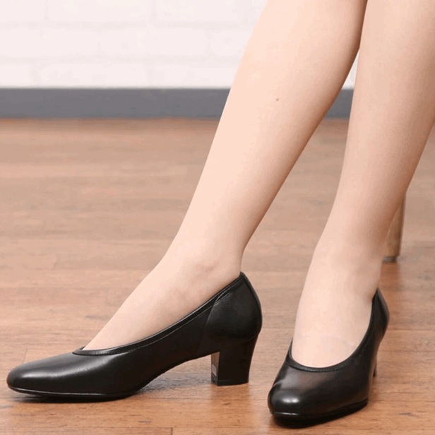 日本製 パンプス 本革 高級 ラム革 ローヒール 太ヒール 痛くない 歩き