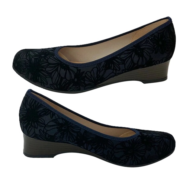 日本製 パンプス 外反母趾 4E 幅広 ウェッジヒール ラウンドトゥ 伸縮 ストレッチ 3.5cm ローヒール 花 フラワー ネイビー アイボリー ウェッジパンプス