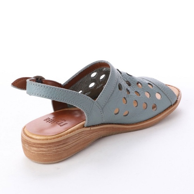 日本製 本革 サンダル 幅広 3e 外反母趾 ドットパンチング 楽ちん