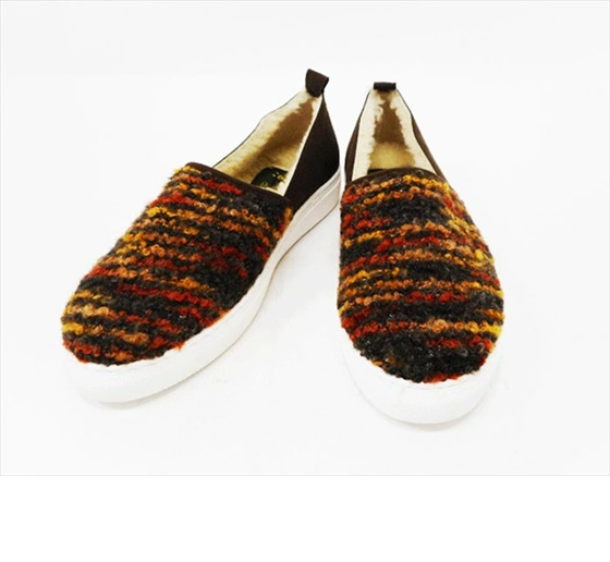 日本製 スリッポン ボア ファー レディース スニーカー ローカット