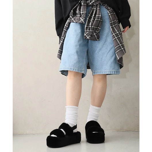 厚底  プラット フォーム  バックバンド  ファーサンダル   サンダル　もこもこ　ふわふわ　美脚　スタイルアップ　脚長効果　おしゃれ　カジュアル　歩きやすい　安定感　安心長時間歩行 厚底 プラット フォーム バックバンド ファーサンダル サンダル