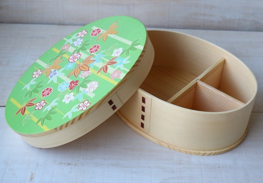 曲げわっぱ一段弁当箱　若草と四季の花 蒔絵調紀州加工 ゴムバンド、仕切り板付き 製品・特価・わっぱ・BOX・LUNCH　BOX_3