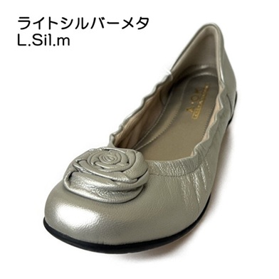 本革　パンプス　シャーリングパンプス　バラモチーフ　幅広　3E  外反母趾　ローヒールスリッポンパンプス　くしゅくしゅ　履きやすい　歩きやすい　フィット感　脱げにくい　おしゃれ　カジュアル　大人カジュアル_4