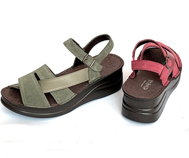 日本製　本革　サンダル　フラット　アンクルストラップサンダル　ベロア　スムースレザー　コンビデザイン　幅広　３E　　外反母趾　おしゃれ　高級感　安定感　厚底　美脚　脚長効果　スタイルアップ　履きやすい　歩きやすい_5