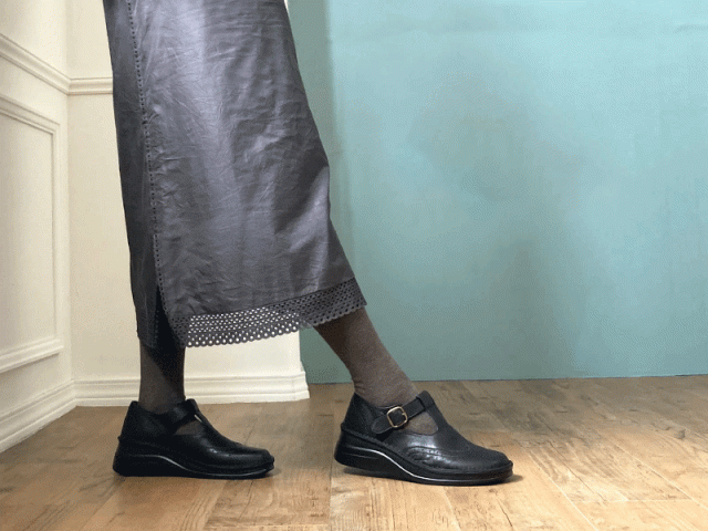 ウィングチップベルトシューズ　日本製　本革　アーチ インソール  ストレスフリー ソール 靴底 フィット フィット感 フットベッド ス 安心 安心感 安定 安定感 柔らか やわらかい 素足 低反発 土踏まず お出かけ 旅行 運転 遠出 外出 散歩 仕事 通学 通勤 ウィングチップベルトシューズ 日本製 本革 アーチ インソール