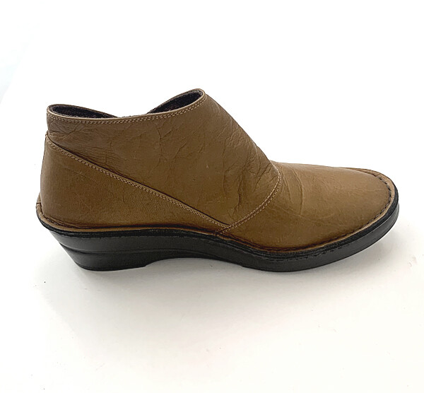 本革　日本製　ハンドメイド　ウエッジソールサイド　サイドファスナー　ショートブーツ　踵高5cm　22.0 -24.5cm　小さいサイズ　20代　３０代　40代　ブラック　ブラウン　ネイビー　歩きやすい　着脱しやすい　2e