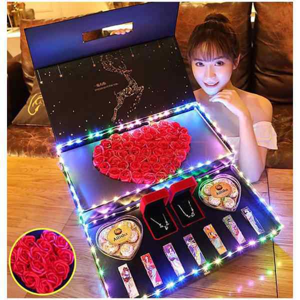フラワーボックス ギフト ソープフラワー 母の日 バレンタインデー ホワイトデーバラ 造花 フラワー 石鹸花 枯れない花 アレンジメント  プレゼントの通販は