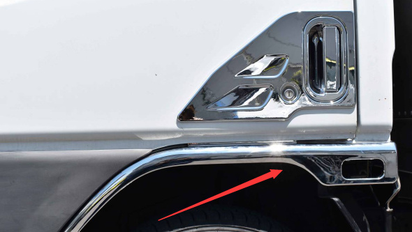 ＮＥＷキャンター　標準高床用　メッキフェンダー HANAFUSA 三菱ふそう NEWキャンター メッキ フェンダー 標準高床用