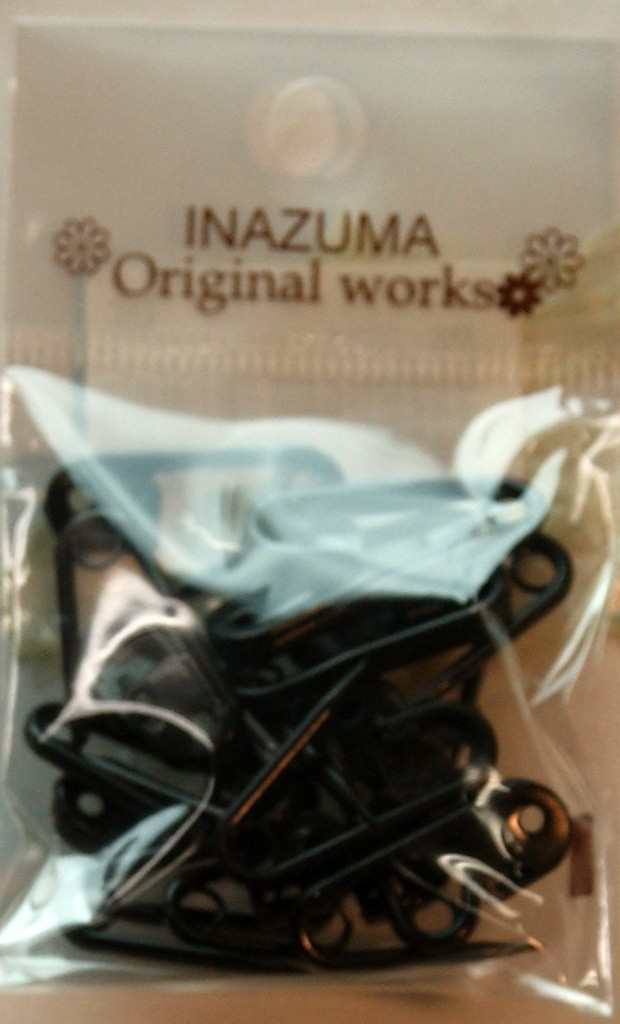 INAZUMA ミニプラスチック安全ピン M 黒