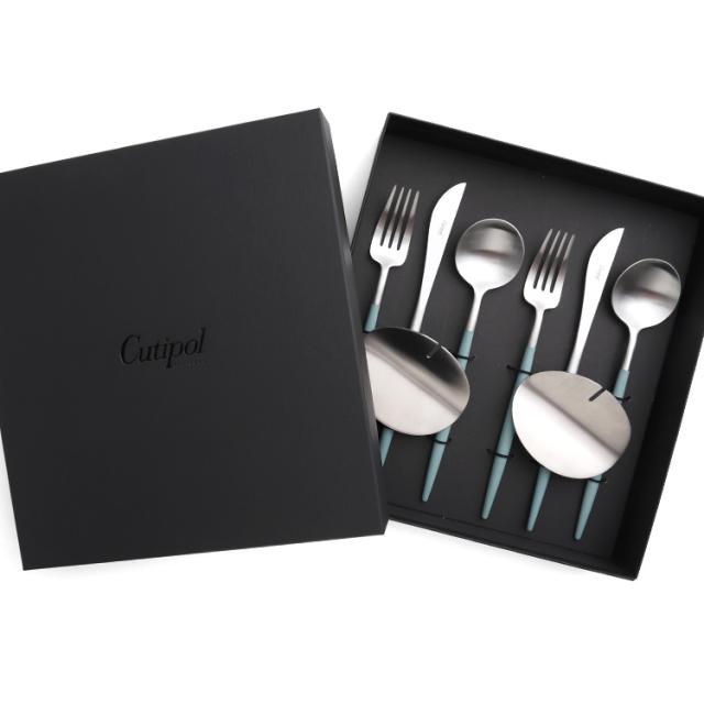 クチポール ゴア ブルーセージ ディナーセット（ナイフ・フォーク・スプーン） + カトラリーレスト 8点セット 正規販売代理店 カトラリー 箸置き 結婚祝い agesugi_snkの通販は 14,856円
