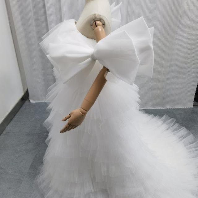 ウェディングドレス オフホワイト ベアトップ 姫袖 リボン 柔らかく  
